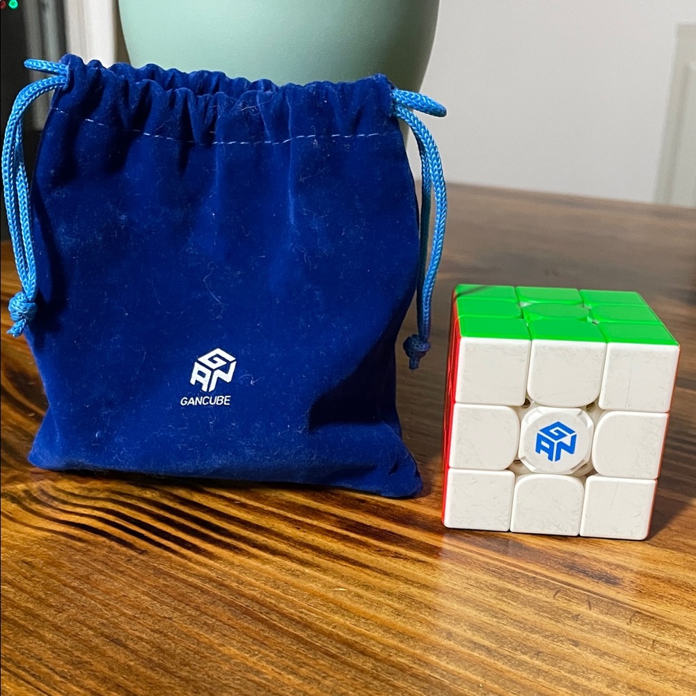 GANCUBE 3x3 Speed Rubiks cube - Multi Color Rubiks cube